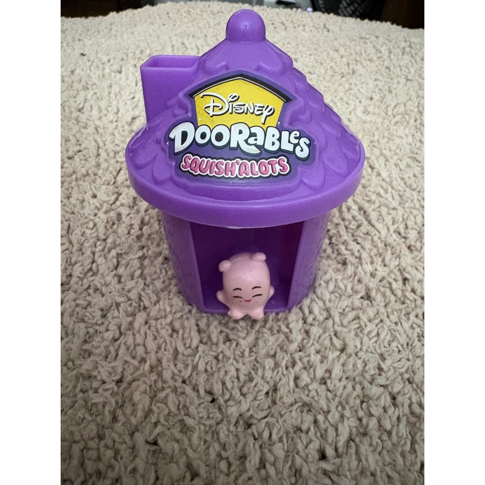 Disney Doorables Squish'Alots Series 1 Cinderella Daisy Piglet Purple House Set